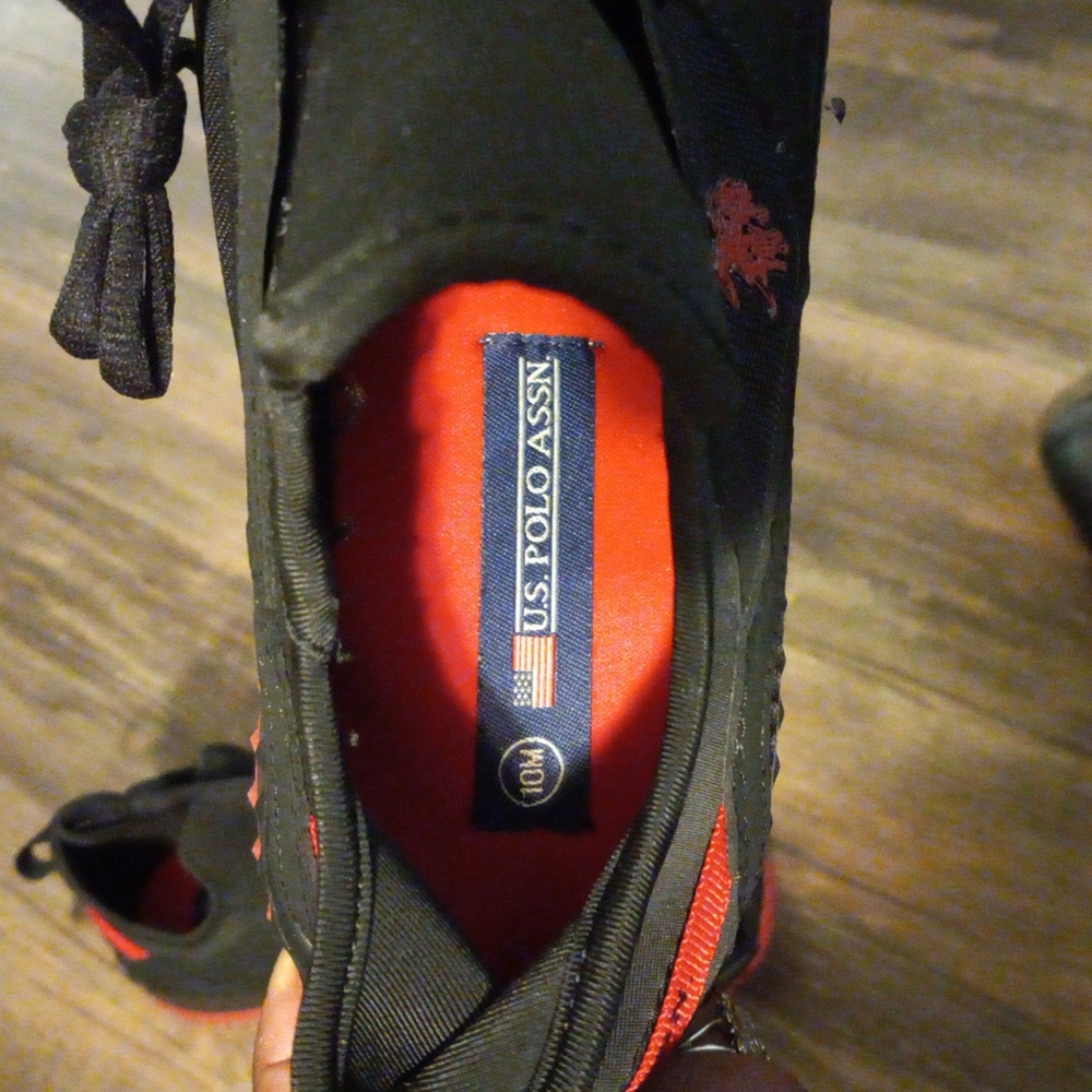 Shoes - Picture 4 of 6